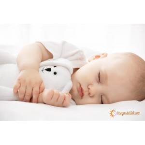 Vệ sinh mắt đúng chuẩn cho trẻ sơ sinh theo lời khuyên bác sĩ Vệ sinh mắt đúng chuẩn cho trẻ sơ sinh theo lời khuyên bác sĩ