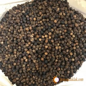 Cách phân biệt và lưu ý khi dùng hạt tiêu Cách phân biệt và lưu ý khi dùng hạt tiêu