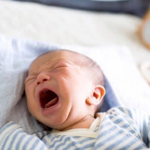 Trẻ khóc đêm như thế nào là bất thường? Làm sao để bé hết khóc đêm? Trẻ khóc đêm như thế nào là bất thường? Làm sao để bé hết khóc đêm?