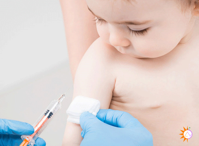 tiêm vắc xin phòng bệnh canh châu cho bé