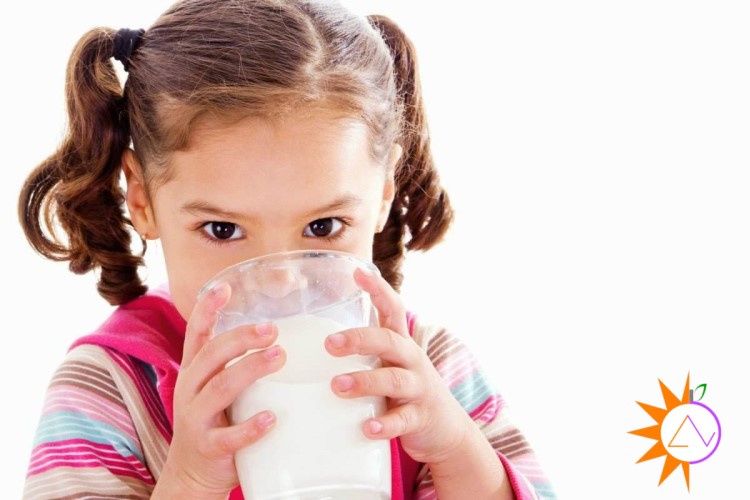 Sữa hạt giúp phát triển trí não cho trẻ nhỏ